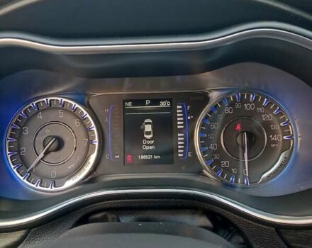 Крайслер 200 2014 в Киеве на Automoto.ua Серый Крайслер 200, объемом двигателя 2.36 л и пробегом 187 тыс. км за 9100 $, фото 8 на Automoto.ua