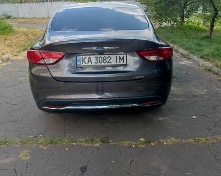 Серый Крайслер 200, объемом двигателя 2.4 л и пробегом 187 тыс. км за 9109 $, фото 3 на Automoto.ua