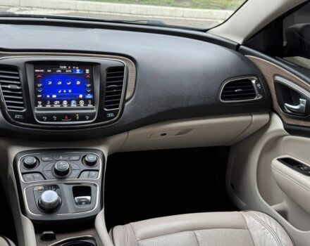 Сірий Крайслер 200, об'ємом двигуна 3.6 л та пробігом 184 тис. км за 12600 $, фото 19 на Automoto.ua