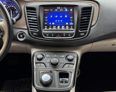 Сірий Крайслер 200, об'ємом двигуна 3.6 л та пробігом 184 тис. км за 12600 $, фото 14 на Automoto.ua