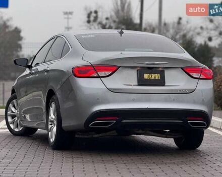 Сірий Крайслер 200, об'ємом двигуна 3.61 л та пробігом 184 тис. км за 12600 $, фото 9 на Automoto.ua