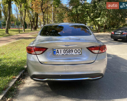 Серый Крайслер 200, объемом двигателя 2.36 л и пробегом 224 тыс. км за 8900 $, фото 3 на Automoto.ua