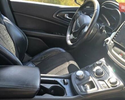 Серый Крайслер 200, объемом двигателя 2.4 л и пробегом 195 тыс. км за 10900 $, фото 13 на Automoto.ua