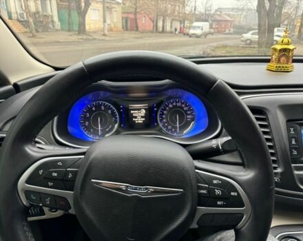 Серый Крайслер 200, объемом двигателя 2.4 л и пробегом 250 тыс. км за 8500 $, фото 6 на Automoto.ua