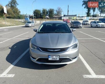 Сірий Крайслер 200, об'ємом двигуна 2.36 л та пробігом 199 тис. км за 8100 $, фото 2 на Automoto.ua