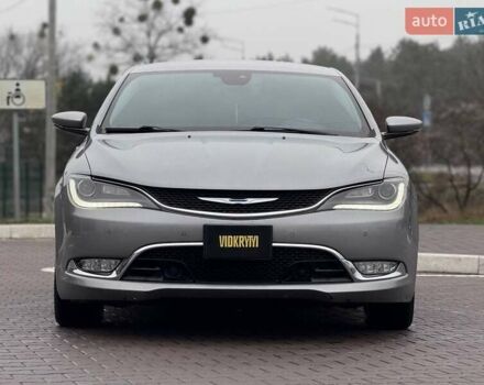 Сірий Крайслер 200, об'ємом двигуна 3.61 л та пробігом 184 тис. км за 12600 $, фото 1 на Automoto.ua