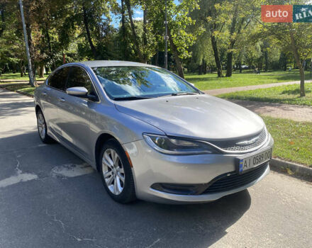 Серый Крайслер 200, объемом двигателя 2.36 л и пробегом 224 тыс. км за 8900 $, фото 1 на Automoto.ua