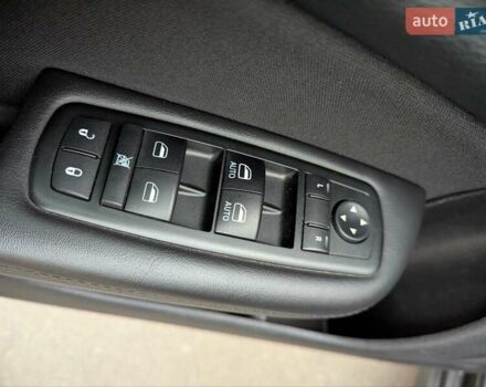 Серый Крайслер 200, объемом двигателя 2.4 л и пробегом 173 тыс. км за 10300 $, фото 16 на Automoto.ua