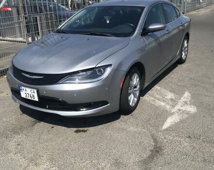 Серый Крайслер 200, объемом двигателя 2.36 л и пробегом 210 тыс. км за 10400 $, фото 1 на Automoto.ua