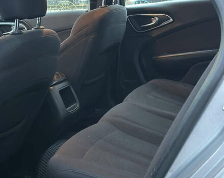 Серый Крайслер 200, объемом двигателя 2.4 л и пробегом 200 тыс. км за 8500 $, фото 18 на Automoto.ua