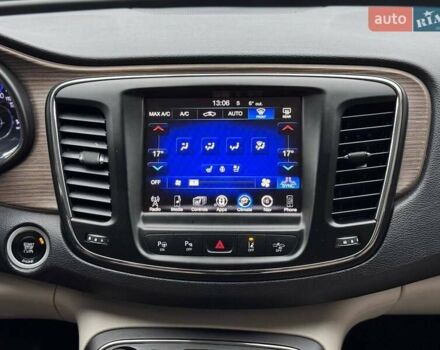 Сірий Крайслер 200, об'ємом двигуна 3.61 л та пробігом 184 тис. км за 12600 $, фото 35 на Automoto.ua