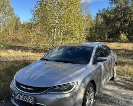 Серый Крайслер 200, объемом двигателя 2.36 л и пробегом 202 тыс. км за 8700 $, фото 3 на Automoto.ua