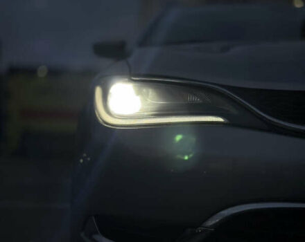 Серый Крайслер 200, объемом двигателя 2.4 л и пробегом 200 тыс. км за 8500 $, фото 10 на Automoto.ua