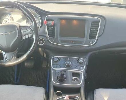 Крайслер 200 2015 в Львове на Automoto.ua Серый Крайслер 200, объемом двигателя 2.4 л и пробегом 230 тыс. км за 8500 $, фото 3 на Automoto.ua