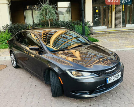 Серый Крайслер 200, объемом двигателя 2.36 л и пробегом 111 тыс. км за 10200 $, фото 19 на Automoto.ua