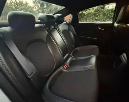 Сірий Крайслер 200, об'ємом двигуна 3.6 л та пробігом 136 тис. км за 7000 $, фото 12 на Automoto.ua