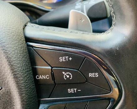 Серый Крайслер 200, объемом двигателя 2.36 л и пробегом 111 тыс. км за 10200 $, фото 51 на Automoto.ua