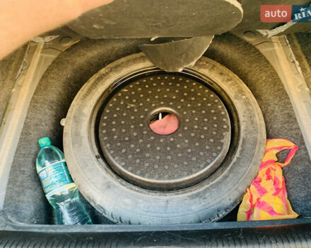 Серый Крайслер 200, объемом двигателя 2.36 л и пробегом 111 тыс. км за 10200 $, фото 70 на Automoto.ua