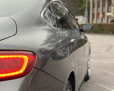 Сірий Крайслер 200, об'ємом двигуна 2.36 л та пробігом 257 тис. км за 9600 $, фото 9 на Automoto.ua