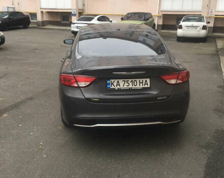 Серый Крайслер 200, объемом двигателя 2.4 л и пробегом 207 тыс. км за 6500 $, фото 6 на Automoto.ua