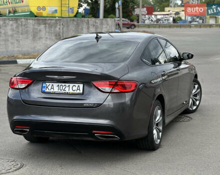 Сірий Крайслер 200, об'ємом двигуна 2.36 л та пробігом 170 тис. км за 10900 $, фото 8 на Automoto.ua