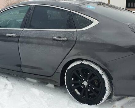 Крайслер 200 2015 в Львове на Automoto.ua Серый Крайслер 200, объемом двигателя 2.4 л и пробегом 230 тыс. км за 8500 $, фото 1 на Automoto.ua