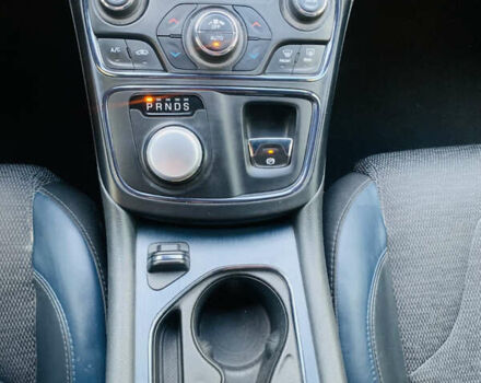 Серый Крайслер 200, объемом двигателя 2.36 л и пробегом 111 тыс. км за 10200 $, фото 55 на Automoto.ua