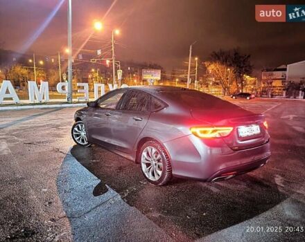 Серый Крайслер 200, объемом двигателя 2.36 л и пробегом 198 тыс. км за 8000 $, фото 13 на Automoto.ua