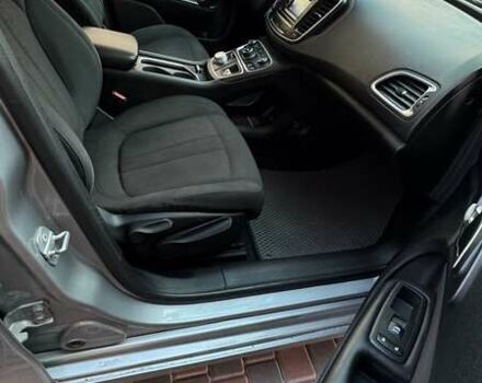 Крайслер 200 2015 у Кропивницькому (Кіровограді) на Automoto.ua Сірий Крайслер 200, об'ємом двигуна 2.36 л та пробігом 200 тис. км за 9300 $, фото 18 на Automoto.ua