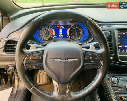 Серый Крайслер 200, объемом двигателя 2.36 л и пробегом 111 тыс. км за 10200 $, фото 48 на Automoto.ua