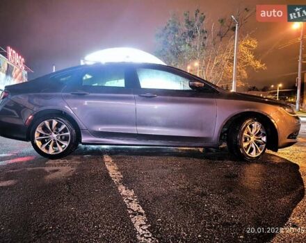 Серый Крайслер 200, объемом двигателя 2.36 л и пробегом 198 тыс. км за 8000 $, фото 15 на Automoto.ua