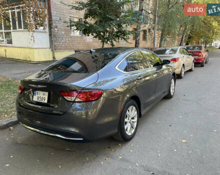 Серый Крайслер 200, объемом двигателя 2.36 л и пробегом 199 тыс. км за 13900 $, фото 5 на Automoto.ua