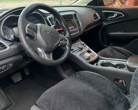 Сірий Крайслер 200, об'ємом двигуна 2.36 л та пробігом 257 тис. км за 9600 $, фото 12 на Automoto.ua