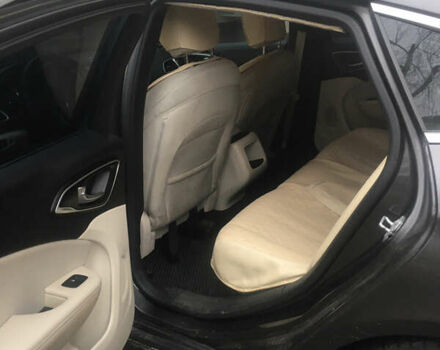 Серый Крайслер 200, объемом двигателя 2.4 л и пробегом 207 тыс. км за 6500 $, фото 7 на Automoto.ua