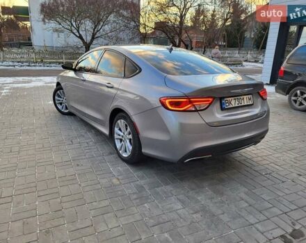 Серый Крайслер 200, объемом двигателя 2.36 л и пробегом 313 тыс. км за 8500 $, фото 5 на Automoto.ua