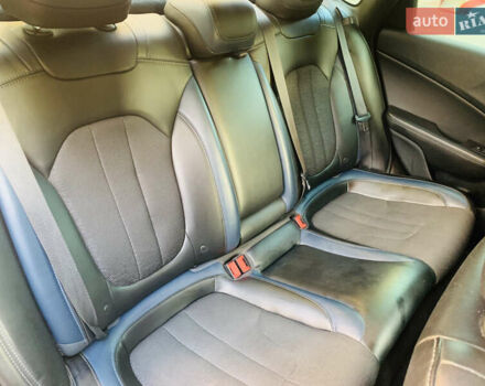 Серый Крайслер 200, объемом двигателя 2.36 л и пробегом 111 тыс. км за 10200 $, фото 65 на Automoto.ua