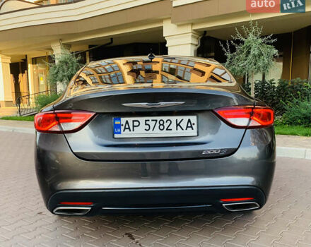 Серый Крайслер 200, объемом двигателя 2.36 л и пробегом 111 тыс. км за 10200 $, фото 33 на Automoto.ua