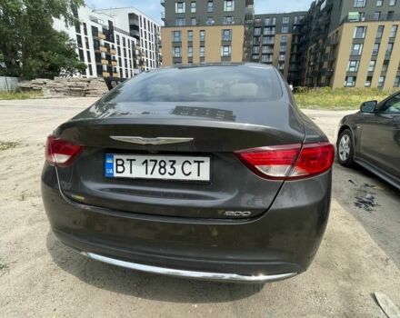 Серый Крайслер 200, объемом двигателя 2.4 л и пробегом 198 тыс. км за 9800 $, фото 3 на Automoto.ua