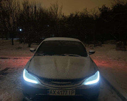 Серый Крайслер 200, объемом двигателя 2.4 л и пробегом 130 тыс. км за 11700 $, фото 9 на Automoto.ua