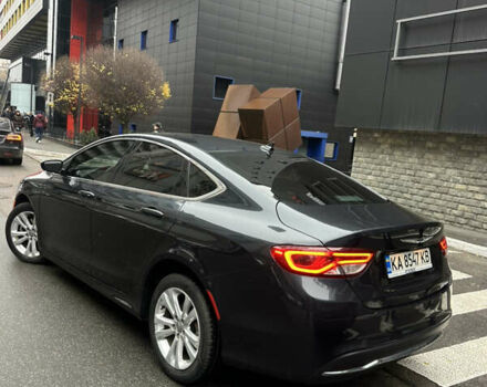 Сірий Крайслер 200, об'ємом двигуна 2.4 л та пробігом 188 тис. км за 10499 $, фото 2 на Automoto.ua