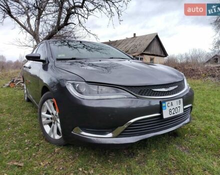 Сірий Крайслер 200, об'ємом двигуна 2.4 л та пробігом 173 тис. км за 9800 $, фото 1 на Automoto.ua