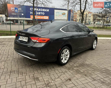 Серый Крайслер 200, объемом двигателя 2.36 л и пробегом 200 тыс. км за 10900 $, фото 15 на Automoto.ua
