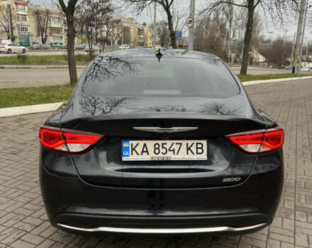 Серый Крайслер 200, объемом двигателя 2.36 л и пробегом 200 тыс. км за 10900 $, фото 10 на Automoto.ua