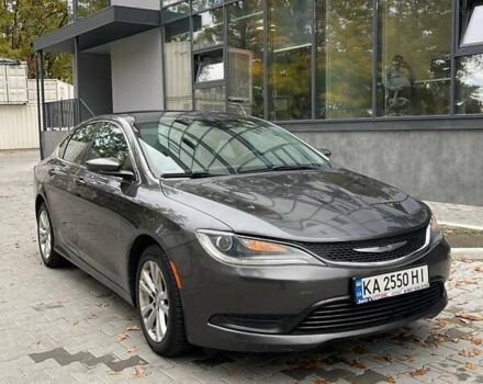 Крайслер 200 2016 у Києві на Automoto.ua Сірий Крайслер 200, об'ємом двигуна 2.36 л та пробігом 187 тис. км за 7800 $, фото 2 на Automoto.ua