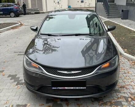 Серый Крайслер 200, объемом двигателя 2.4 л и пробегом 243 тыс. км за 6999 $, фото 5 на Automoto.ua