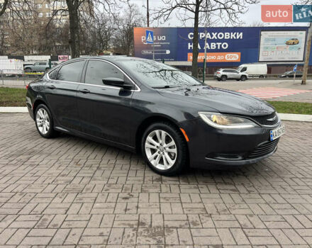 Серый Крайслер 200, объемом двигателя 2.36 л и пробегом 200 тыс. км за 10900 $, фото 9 на Automoto.ua