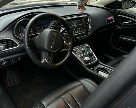 Сірий Крайслер 200, об'ємом двигуна 2.4 л та пробігом 188 тис. км за 10499 $, фото 21 на Automoto.ua