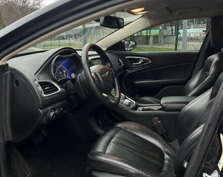 Серый Крайслер 200, объемом двигателя 2.36 л и пробегом 200 тыс. км за 10900 $, фото 19 на Automoto.ua