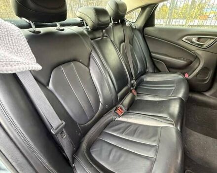 Сірий Крайслер 200, об'ємом двигуна 2.36 л та пробігом 175 тис. км за 8133 $, фото 13 на Automoto.ua