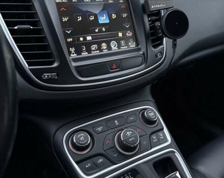 Сірий Крайслер 200, об'ємом двигуна 2.4 л та пробігом 109 тис. км за 11500 $, фото 12 на Automoto.ua